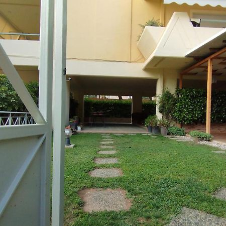 Garden Apartment With Bbq In The Athenian Riviera 外观 照片