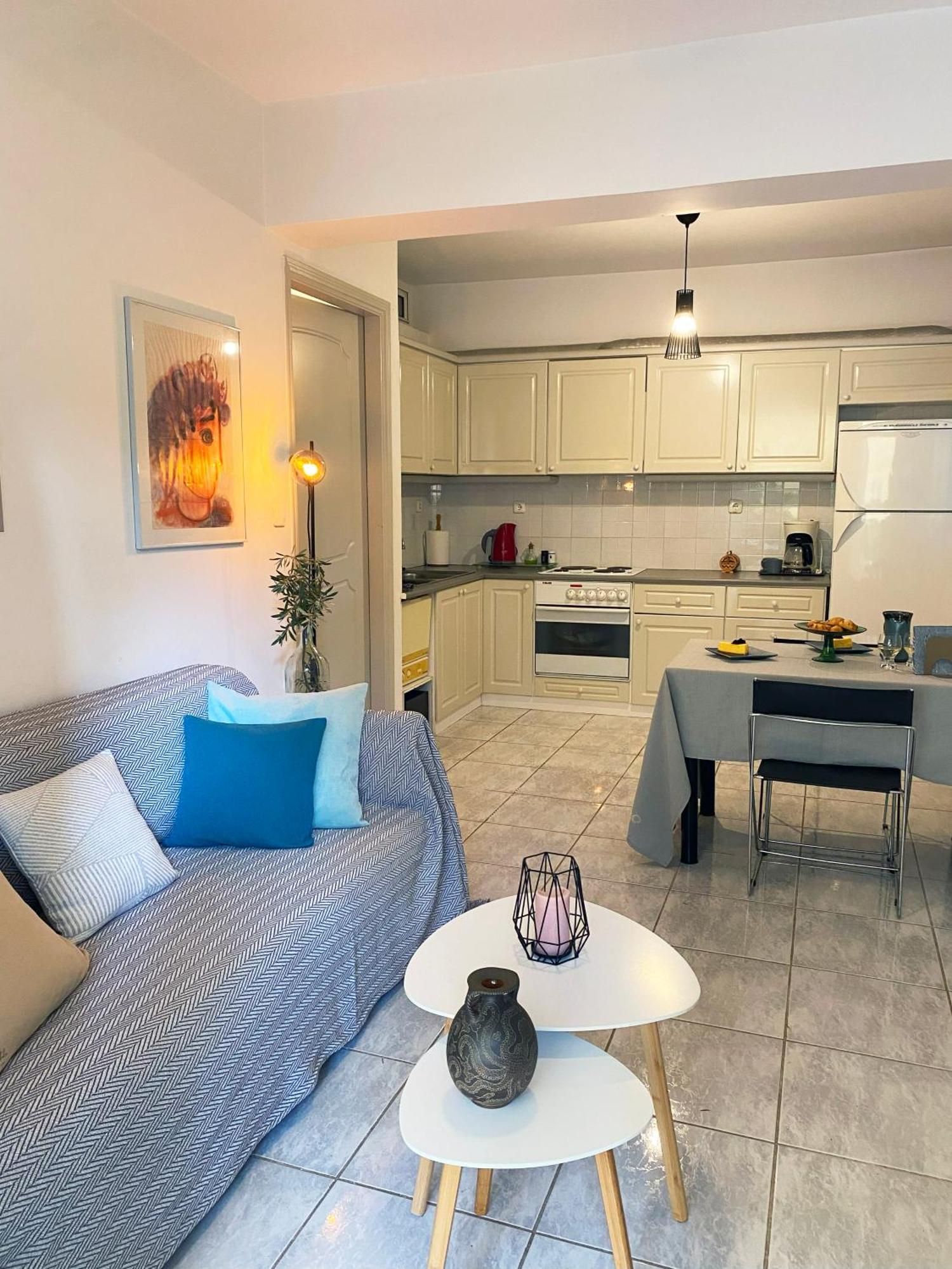 Garden Apartment With Bbq In The Athenian Riviera 外观 照片
